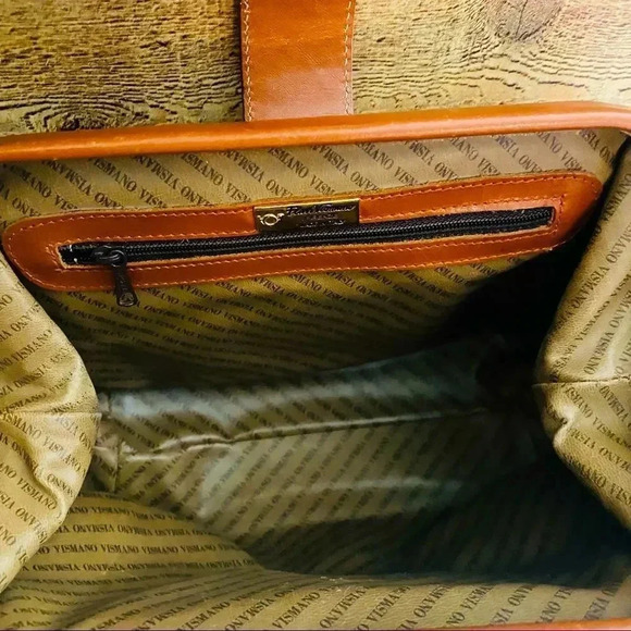 Flavi Vismano Vintage Italian Leather Crossbody - Picture 8 of 10